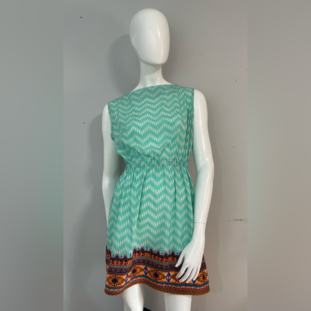 FEATHERS Casual Dress Size M